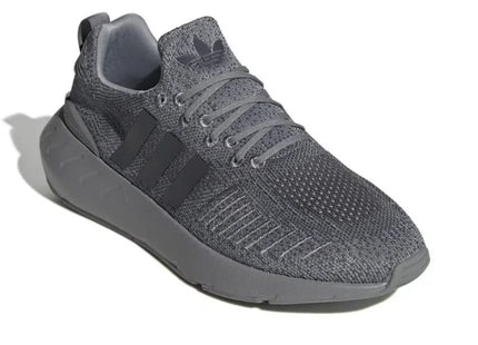 UK 5.5 Adidas Swift Run 22 Black Women’s Trainers – EU 38.5