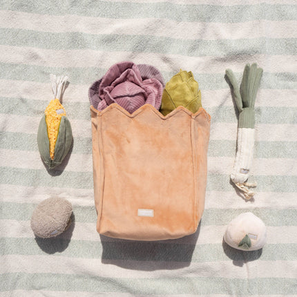Farmer's market seven enrichment toy set