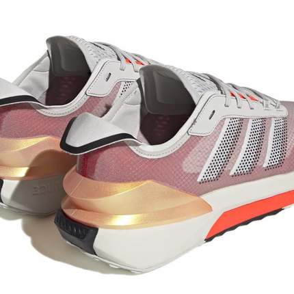 UK 8.5 Adidas AVRYN Sportswear Men’s Trainers with BOOST – EU 42.5