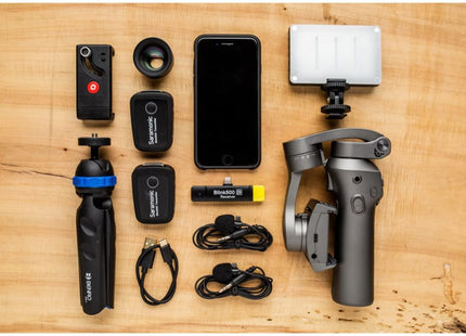 Saramonic 2.4 GHz 2-Person Wireless Microphone System with Lightning Receiver