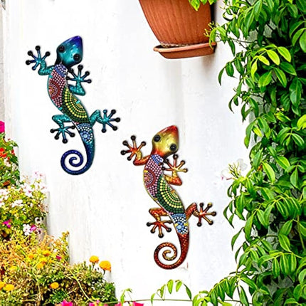 HONGLAND Metal Gecko Wall Art 2 Pack 15 Inch Lizard Outdoor Decor Hanging Glass Sculpture Decoration for Garden Fence Home