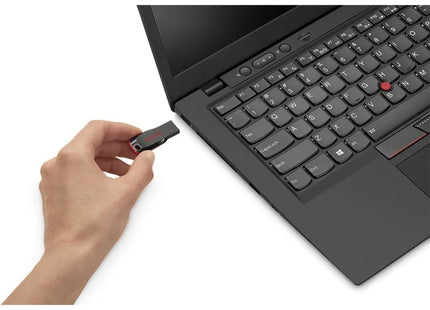 SanDisk 32GB Cruzer Blade USB 2.0 Flash Drive