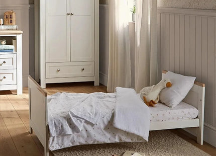 CuddleCo Burford Cot Bed - White/Oak