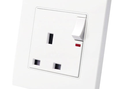 86 Type PC 13A Three Hole Power Socket with Light Switch, UK Plug