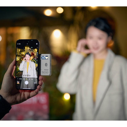 MA5R Magnetic Full-Colour RGB Light Manel With Wireless Charging (White)