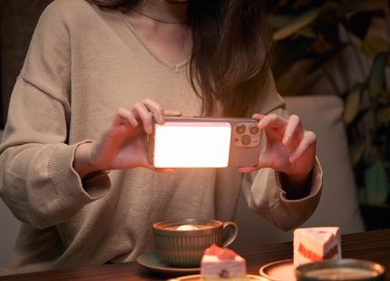 MA5R Magnetic Full-Colour RGB Light Manel With Wireless Charging (White)