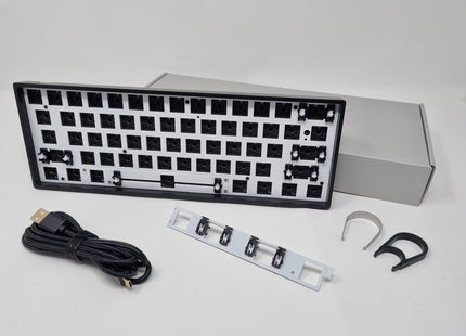 SkyLoong GK61XS CNC 60% Hot Swap DIY Mechanical Keyboard - Bluetooth