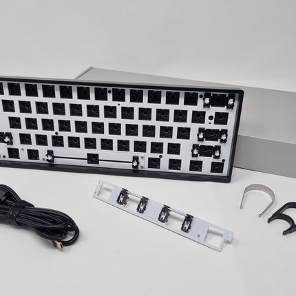 SkyLoong GK61XS CNC 60% Hot Swap DIY Mechanical Keyboard - Bluetooth