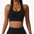 M / black halter bra