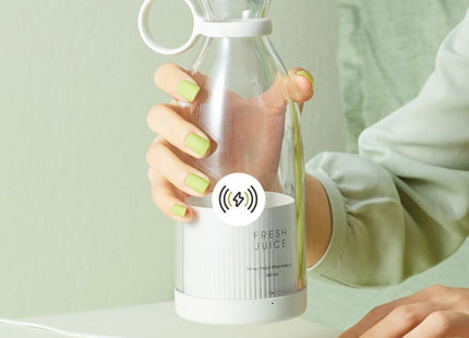 Wireless Charging Outdoor Portable Mini Electric Juicer (Pink)