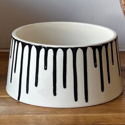 ⁠ ⁠Earthenware Bowl - Black Drip Glaze