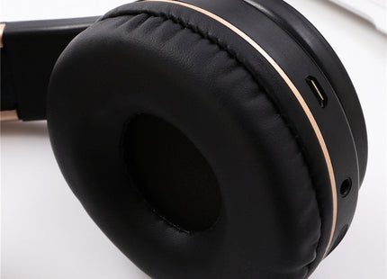 A1 Bluetooth 4.2 Candy Color Super Base Bluetooth Headphone, Support Music Play & Switching & Volume Control & Answer
