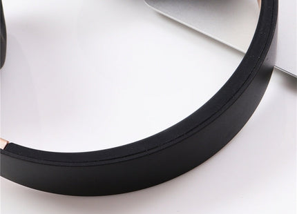 A1 Bluetooth 4.2 Candy Color Super Base Bluetooth Headphone, Support Music Play & Switching & Volume Control & Answer