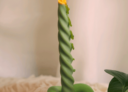 Knot Candle Holder