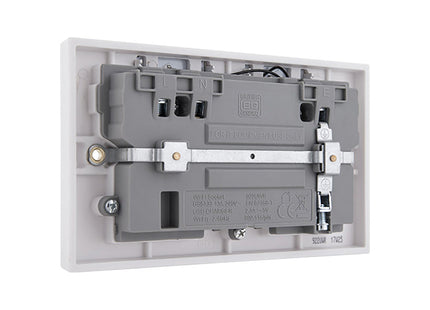 British General Square Edge 13A 2 Gang Switched Socket with Wi-Fi Extender + 1x USB-A 2.1A - White