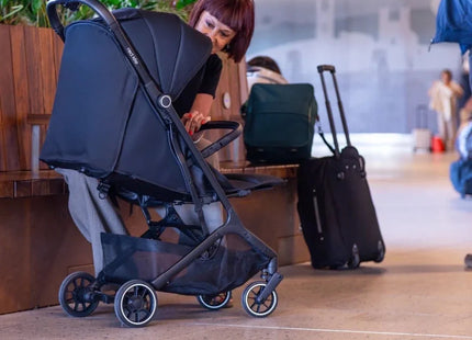 Red Kite Push Me Explor Stroller - Black