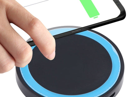 Universal Standard Round Wireless Charging Pad (Black + Blue)