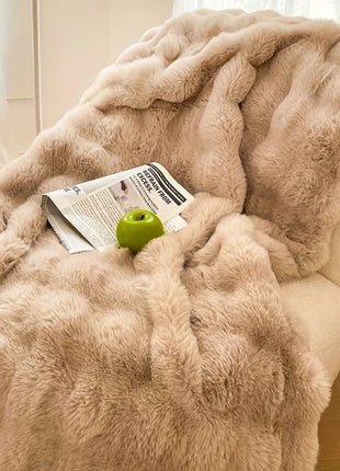 1 PC Faux Rabbit Fur ,Luxury Soft, Warm Bubble Blanket, | Cozy Throw for Bedroom, Guest Room, Living Room,4lb