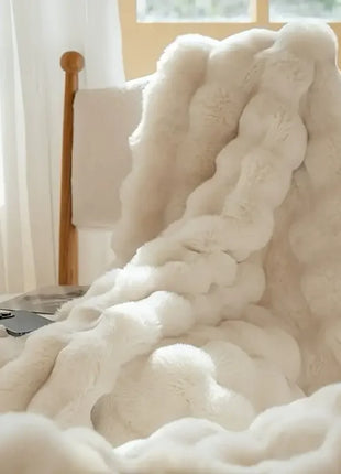 1 PC Faux Rabbit Fur ,Luxury Soft, Warm Bubble Blanket, | Cozy Throw for Bedroom, Guest Room, Living Room,4lb