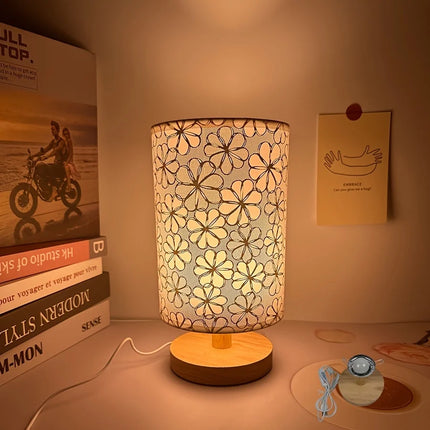 Simple cloth cover table lamp wooden base, USB power supply