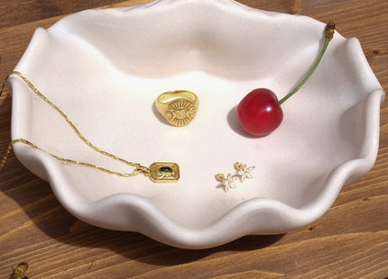 Clam Shell Large Tray