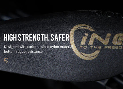T-Motor C10.5x5 Cinematic Tri-Blade Carbon Fiber Nylon Propellers - 1CW+1CCW