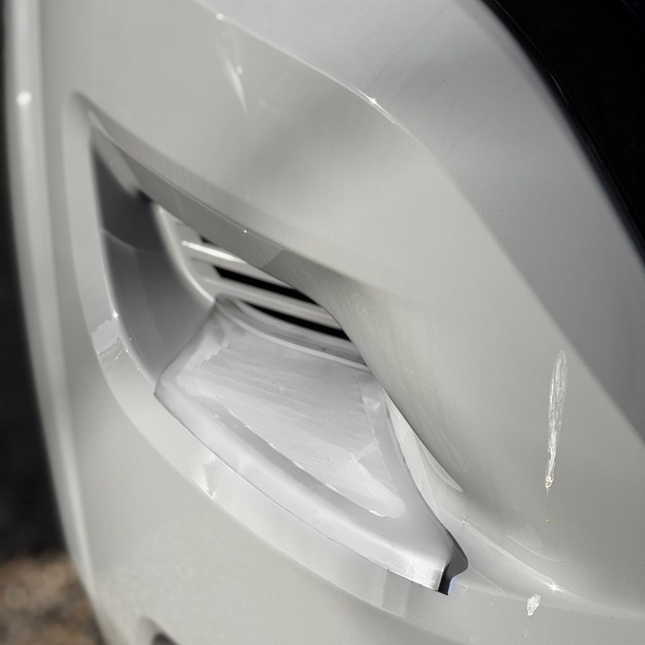 For Vauxhall Movano Front Bumper Foot Plate Protectors – White, Set of 2 | Van-X
