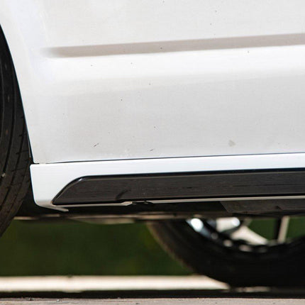 For VW T5, T5.1 LWB Side Skirts Candy White Plastic Painted and Ready to Fit (B-Grade)