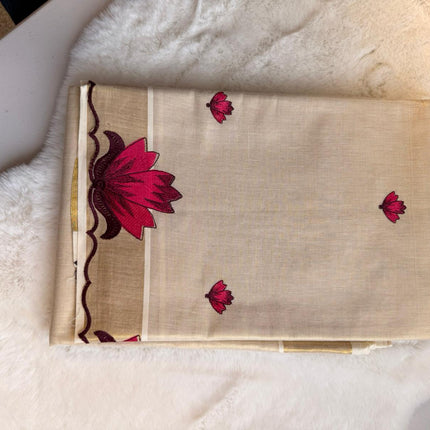 Pink Lotus Bloom Kerala Kasavu Saree