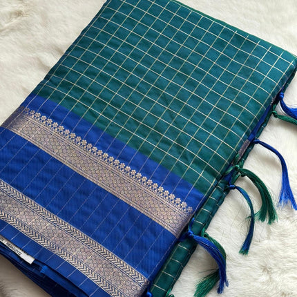 Emerald Green & Royal Blue Traditional Saree 💙💚