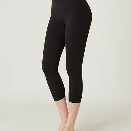 Comfortable Capri Leggings UK for Women – 21" Moisture-Wicking Stylish Fit