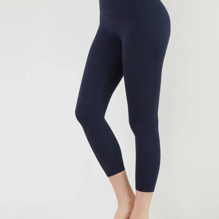 Comfortable Capri Leggings UK for Women – 21" Moisture-Wicking Stylish Fit