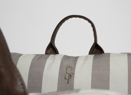 Lara Dog Striped Car Seat