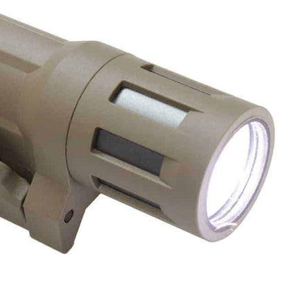 FMA Target one WMLX Flashlight for 20mm RIS - DE