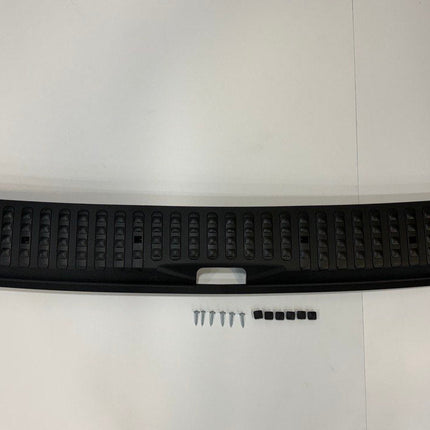 For VW T5, T5.1 V3 Tailgate Threshold Cover + Side Step