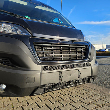 For Citroen Relay Lower Bumper Honeycomb Grille - Matte Black | Van-X