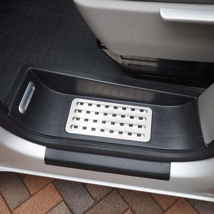 For VW T6 Caravelle Style Full Step (Set of 4) with Transporter LED Logo Lights | Van-X