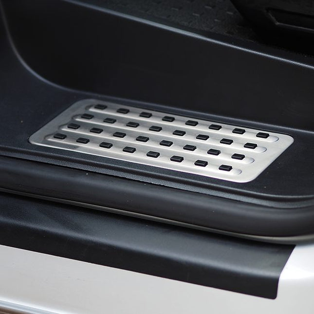 For VW T6 Caravelle Style Full Step (Set of 4) with Transporter LED Logo Lights | Van-X