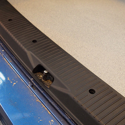 For VW T6 V2 Tailgate Threshold Cover with Side Step & Fitting Kit – Van-X