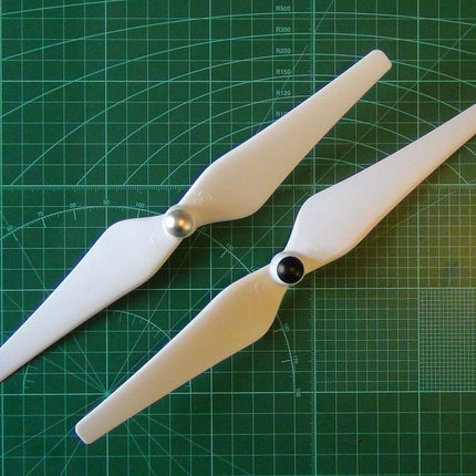 9443 Self-locking Propeller Pack (Plastic/Carbon Fibre)