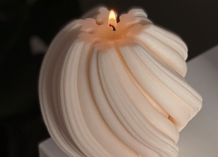 Swirl Scented Candle