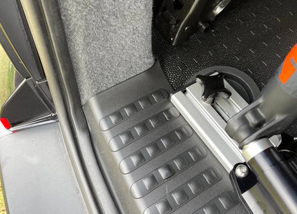 For VW T5, T5.1 V3 Barndoor Threshold Cover + Side Step