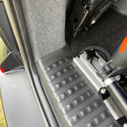 For VW T6 V3 Barndoor Threshold Cover + Side Step