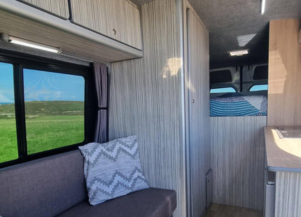 For Mercedes Sprinter Camper 1 x Side Window Curtain Kit | Van-X