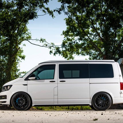 For VW T6 SWB Side Skirts Candy White Plastic Painted and Ready to Fit (B-Grade)