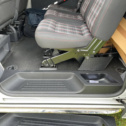 For VW T6.1 V3 Barndoor Threshold Cover + Side Step