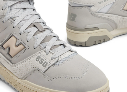 UK 6.5 New Balance 650 Men’s Leather High-Top Sneakers – EU 40